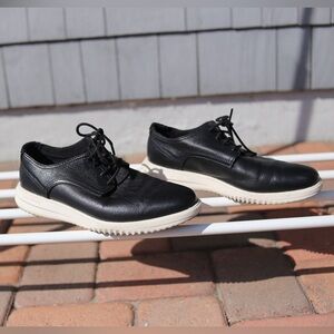Cole Haan Black Leather Casual Sneaker / Oxford Shoes
